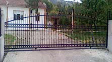 servis_kapisi